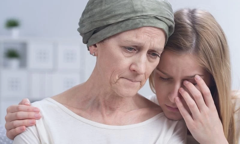 Καρκίνος: Οι «απαγορευμένες» λέξεις που δεν πρέπει να ακούν οι ασθενείς